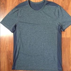 Men’s Lululemon T-shirt